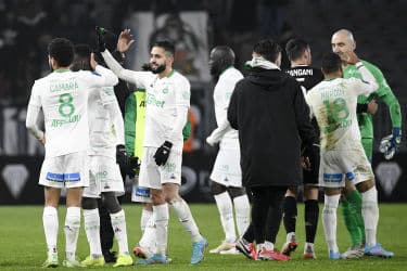 🎥 Les images festives du vestiaire stéphanois 💚