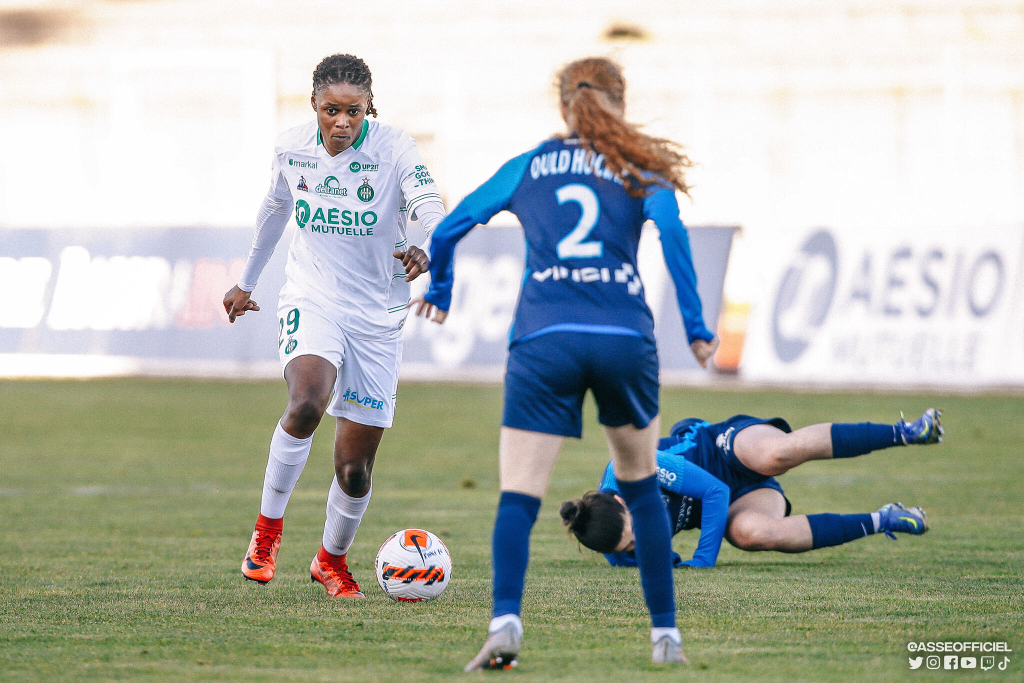 Féminines : Les images de la courte défaite !