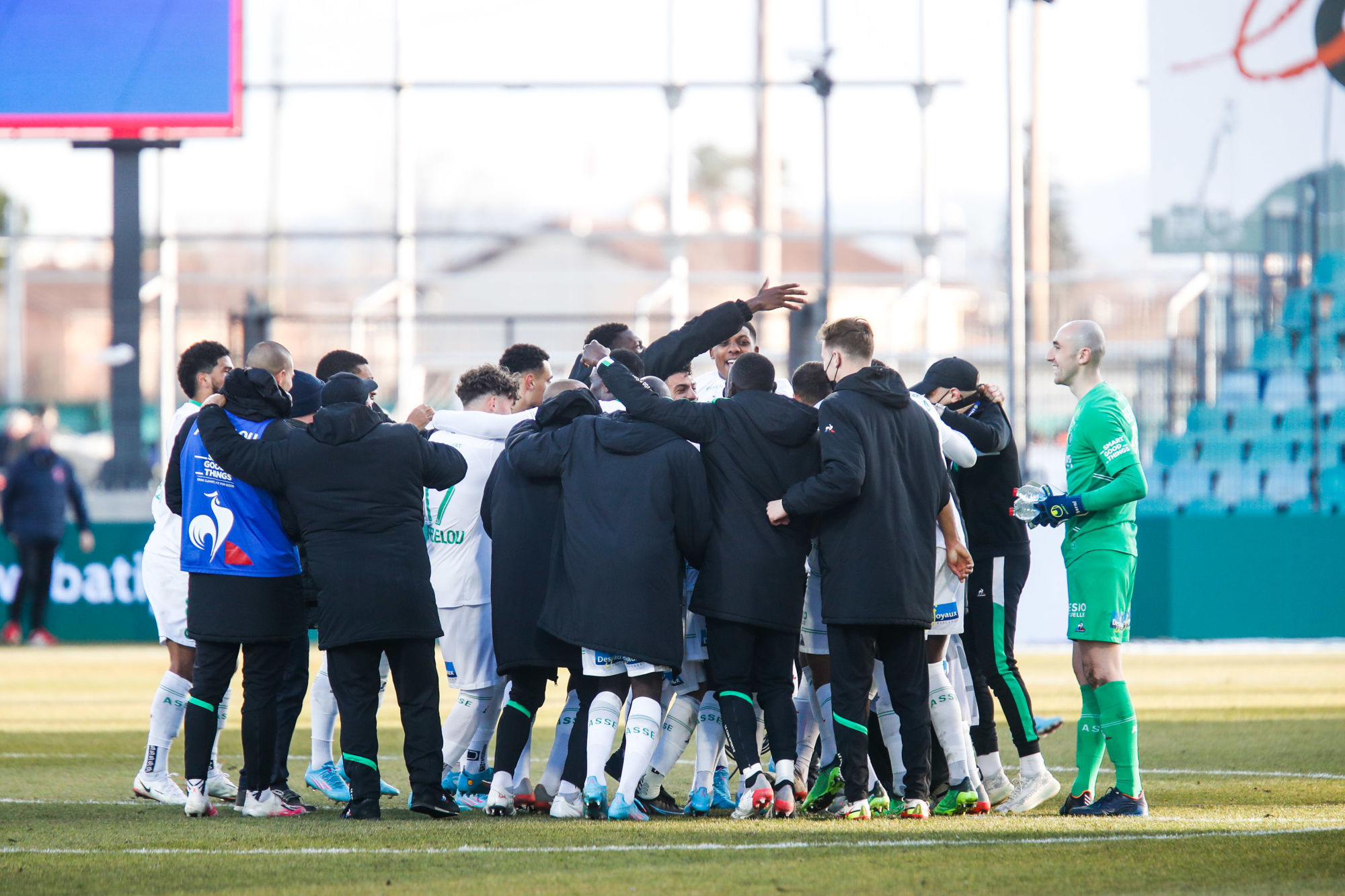 📺 Romain Hamouma versus Paul Bernardoni !