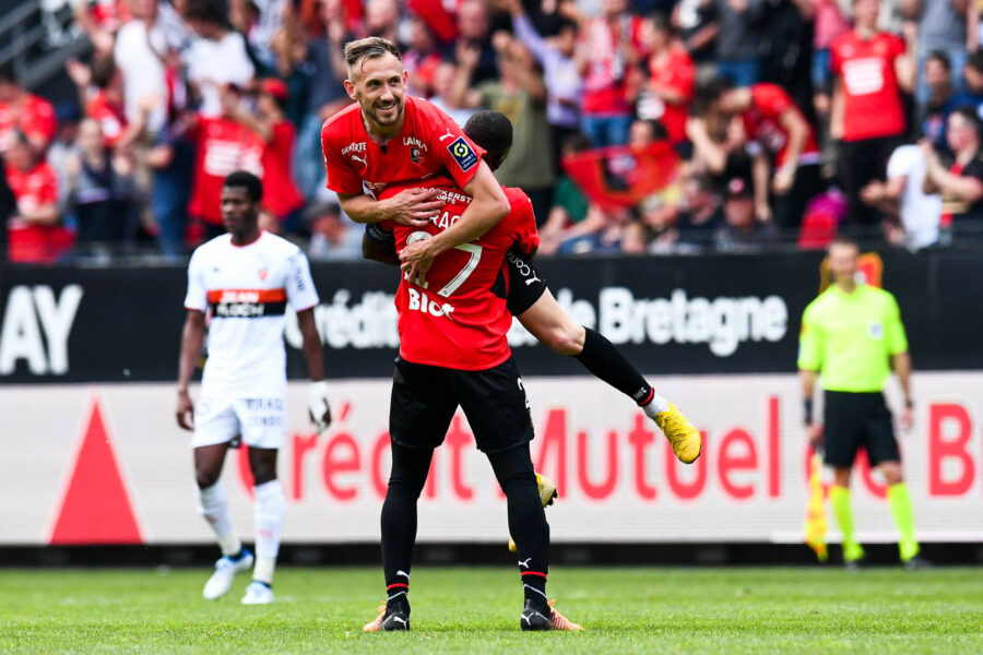 🚨 Ligue 1 : Des scénarios renversants pour les concurrents de l'ASSE !