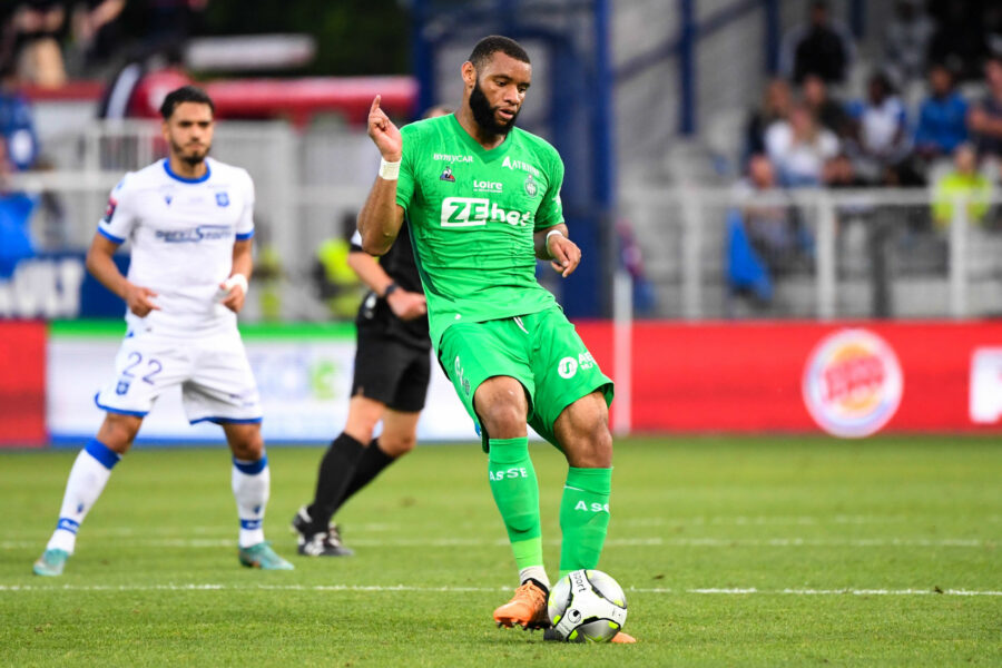 Flash mercato : les verts se séparent de leur chat noir !