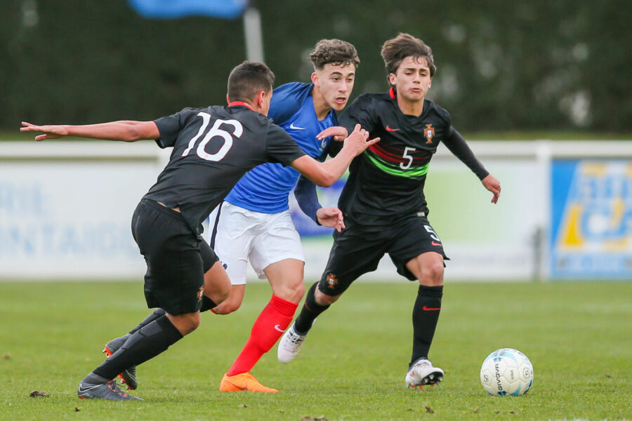 EDF U20 : Aouchiche s'offre un récital contre l'Argentine !