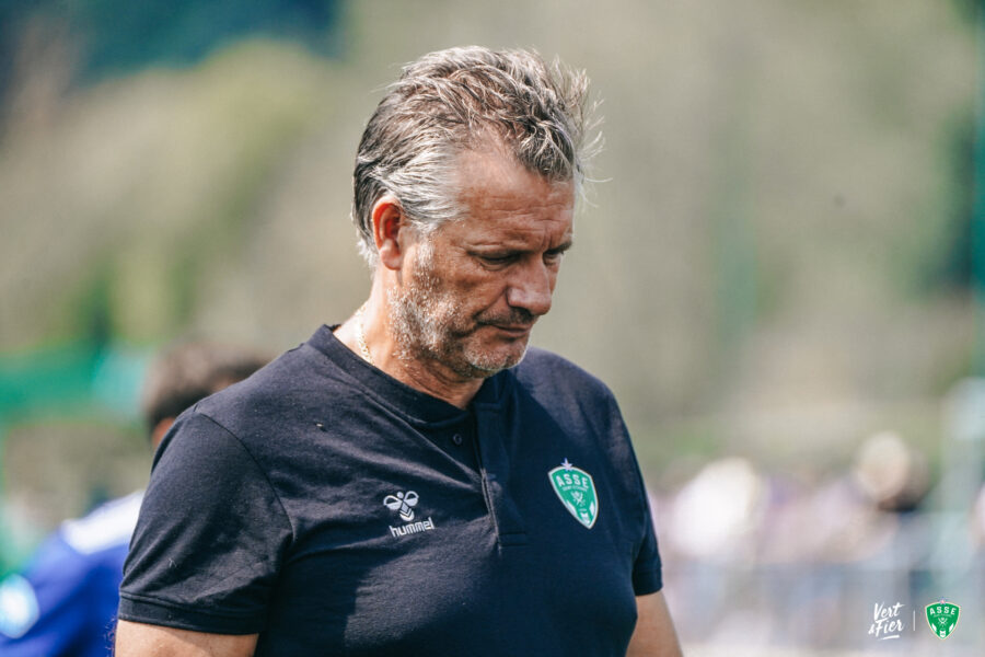 Malgré les tensions, un formateur regrette son départ