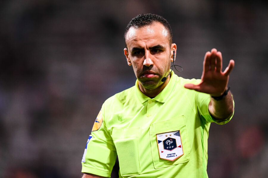 ​🟢🔴​ ASSE - Rodez : Les Verts vont découvrir un nouvel arbitre !