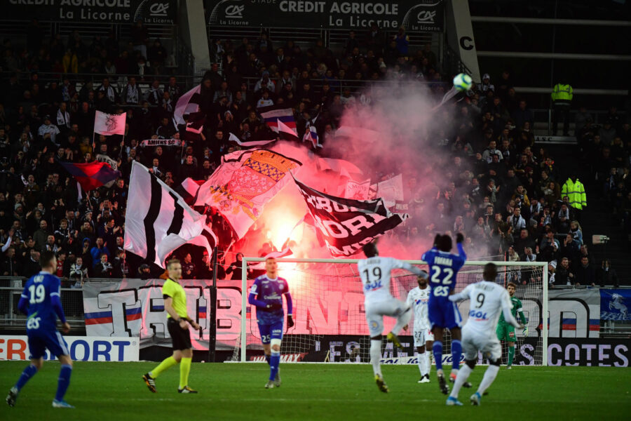 🎆 Les fumigènes autorisés ce samedi pour la rencontre Amiens-ASSE !