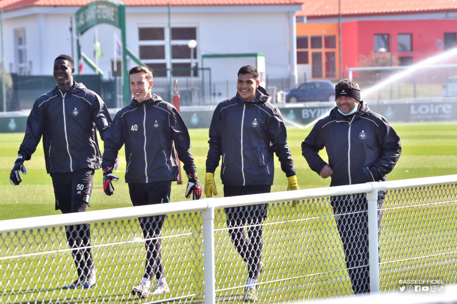 ⚡ Green VS Fall : Qui doit jouer ?