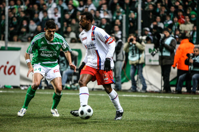 Sidney Govou a de la peine pour l’ASSE