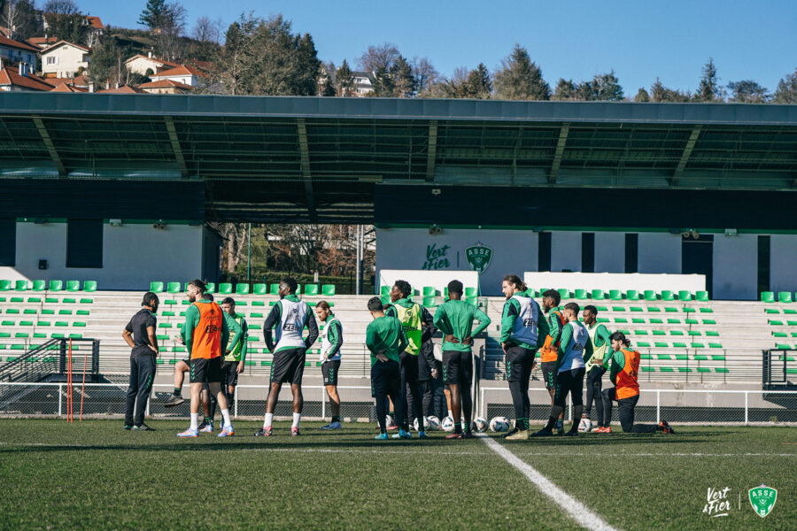 ⚽️ Comment l’ASSE a préparé son déplacement à Nîmes ?