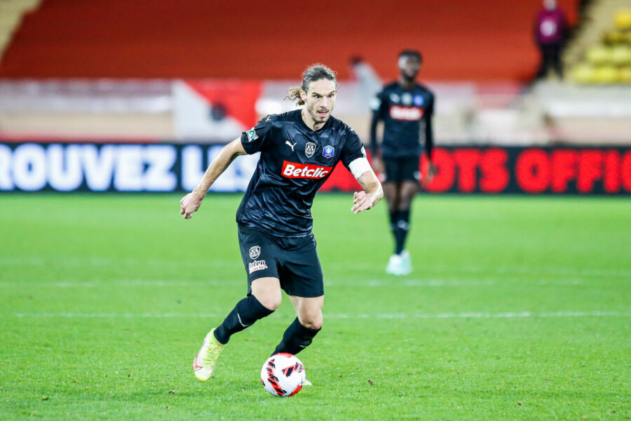 🗣 "Pavlovic, un lâche-rien qui n'hésite pas à aller au charbon !"