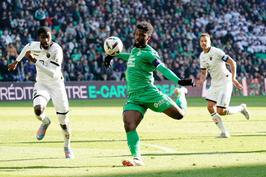 🟨🟥 Quatre joueurs majeurs de l'ASSE sous la menace d'une suspension !