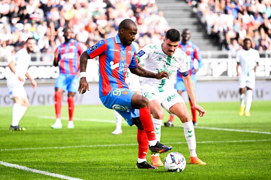 Mercato : Un crack du football avoue que l'ASSE a voulu le signer !