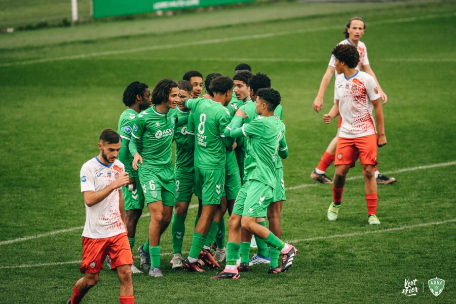 Les U17 mettent fin à la série infernale mais déçoivent !