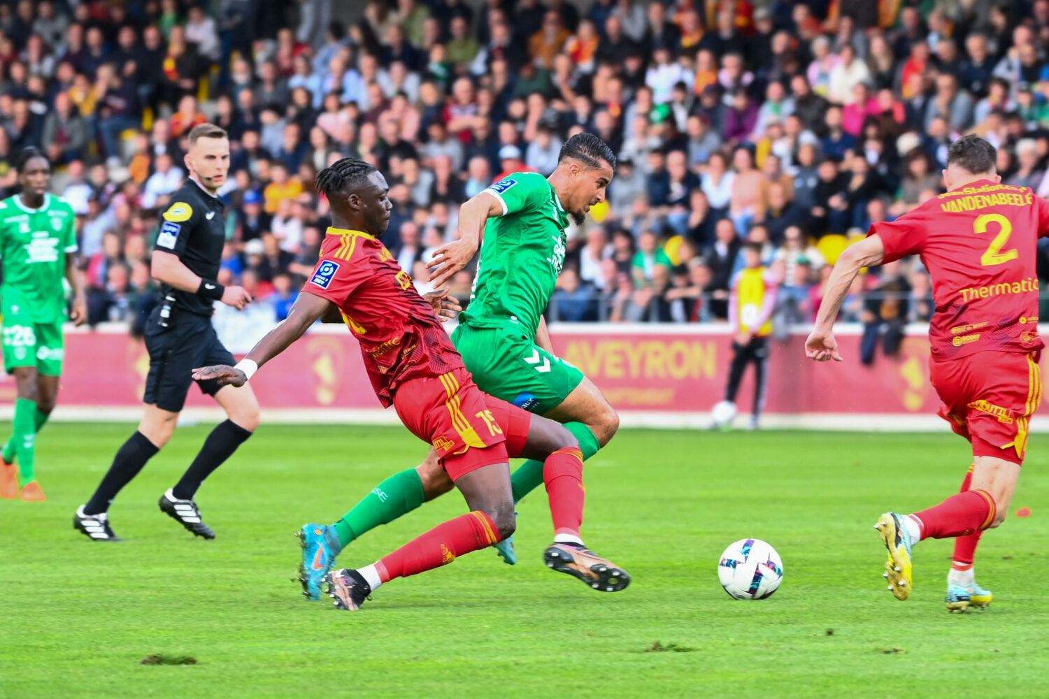 Mercato : Douche froide pour une piste de l'ASSE !