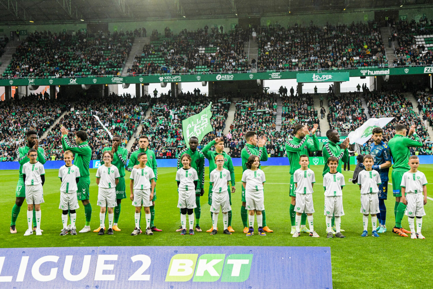 🏝 Où partent les joueurs de l'ASSE en vacances ?