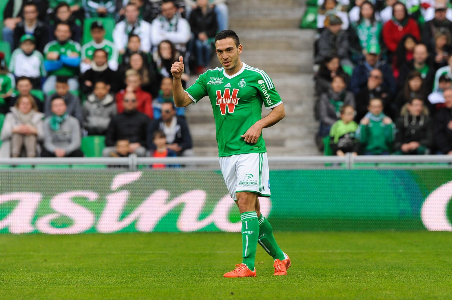 Mevlüt Erding retrouve d'anciens Verts ! 💚