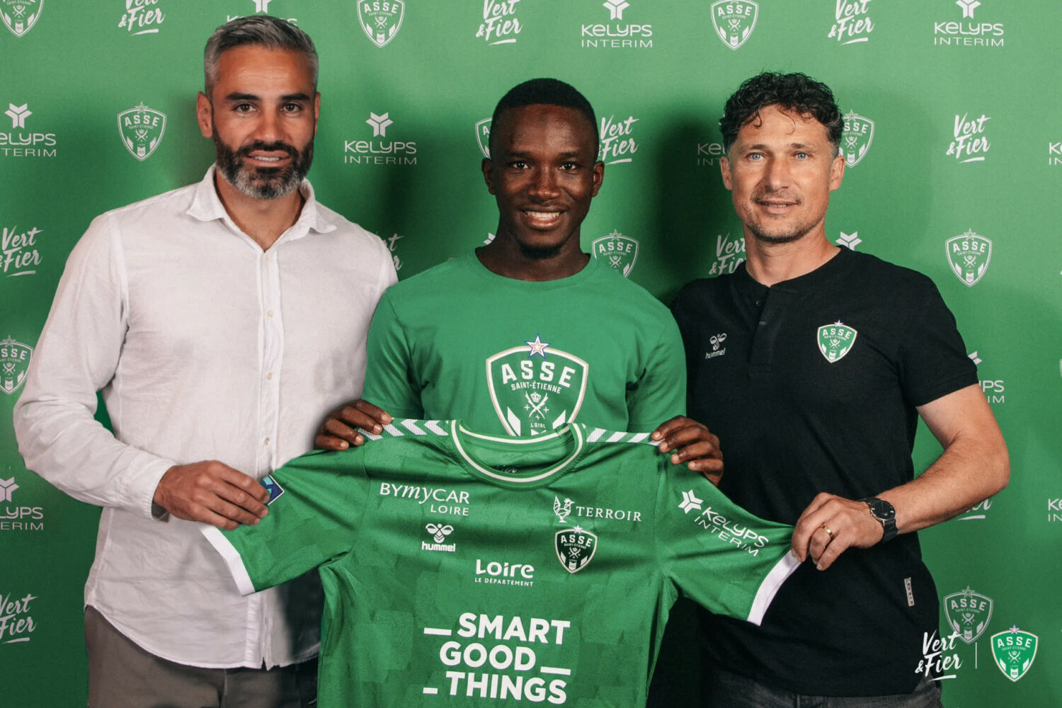 🚨 L'ASSE signe professionnel un joueur bourré de talent !