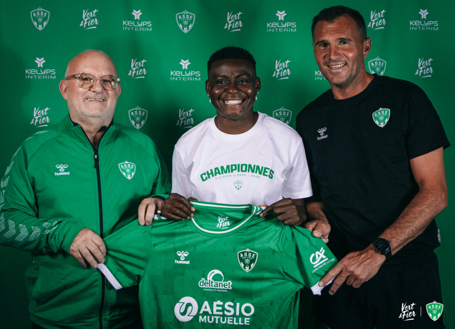 ✍ Régina Otu continue avec les Vertes !