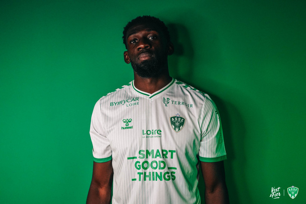 🌍 Un défenseur de l'ASSE convoqué en sélection nationale