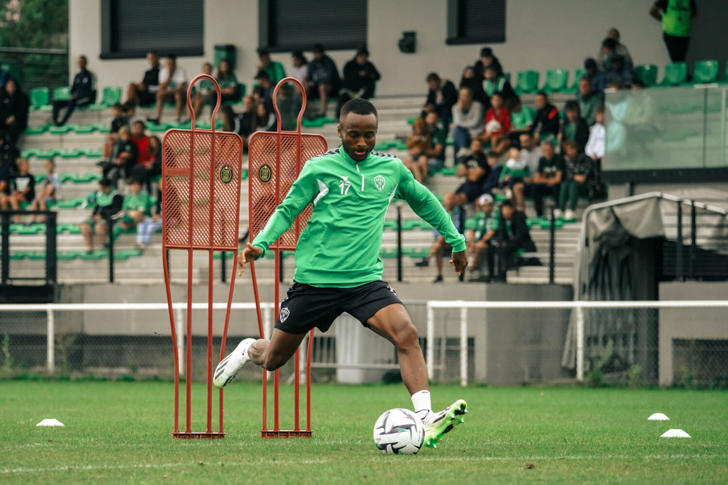 🚨 FCA - ASSE : Le groupe des Verts avec 3 grosses absences !