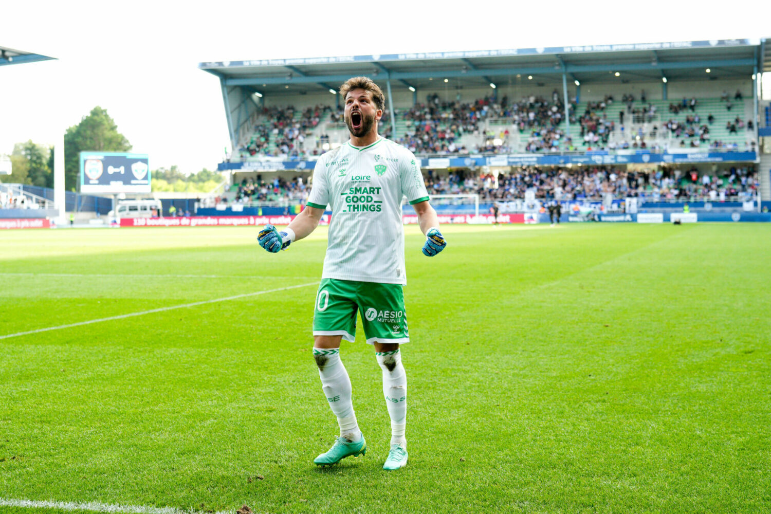 ASSE : Larsonneur se fait remarquer en Europe !