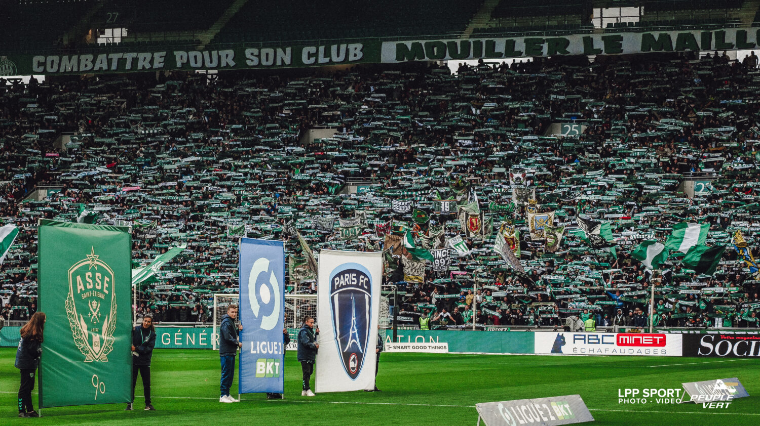 🤩 ASSE - Paris FC a explosé les records d'affluence en Ligue 2 !