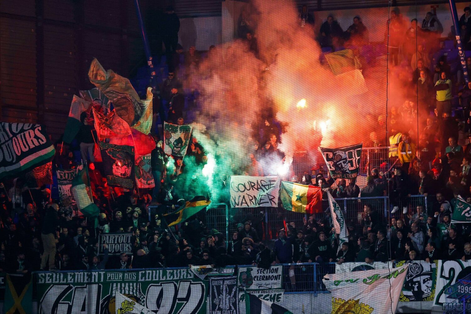 🏟  Bientôt la fin des déplacements de supporters !