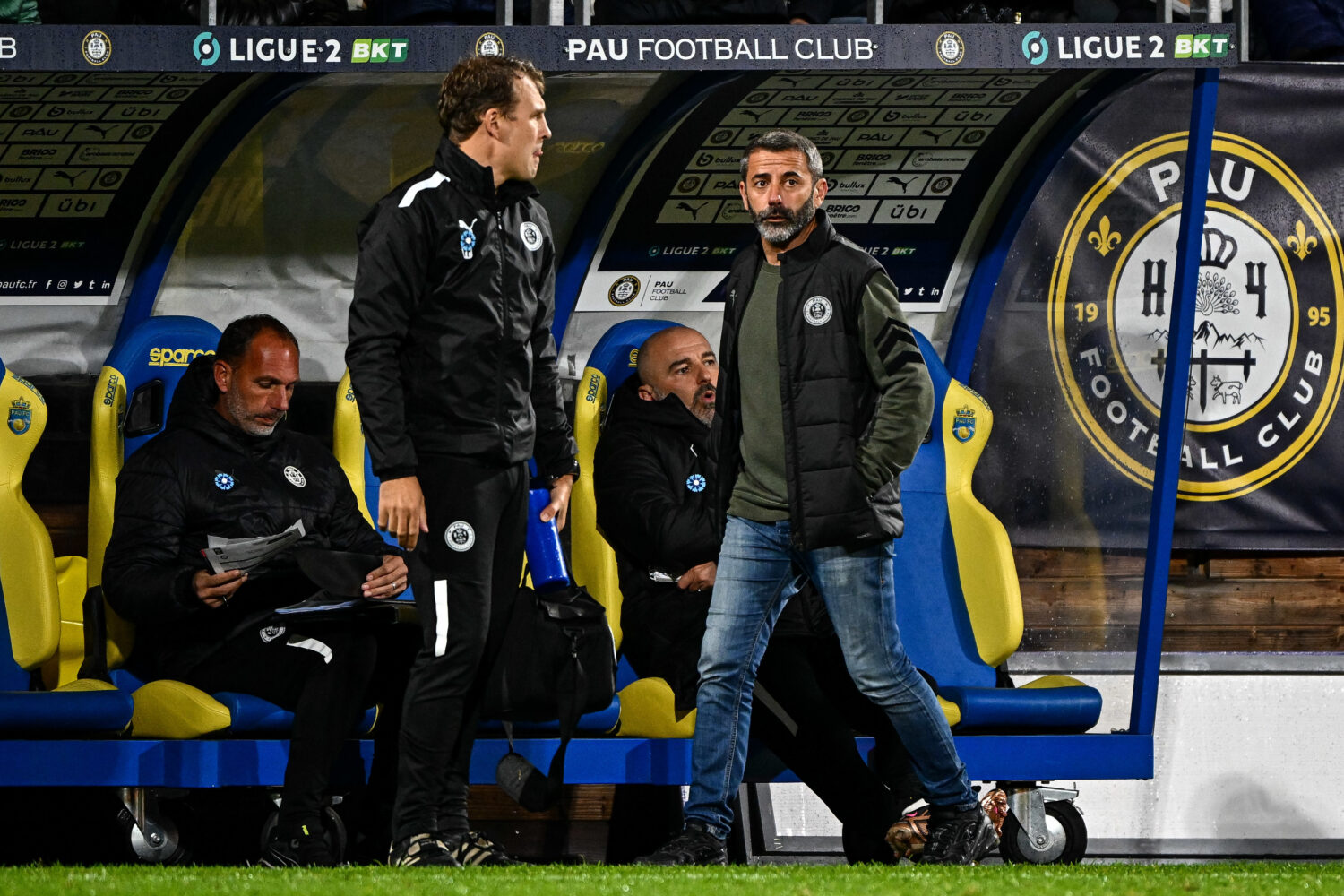 💥 Le Pau FC ne vient « pas pour visiter Geoffroy-Guichard » !