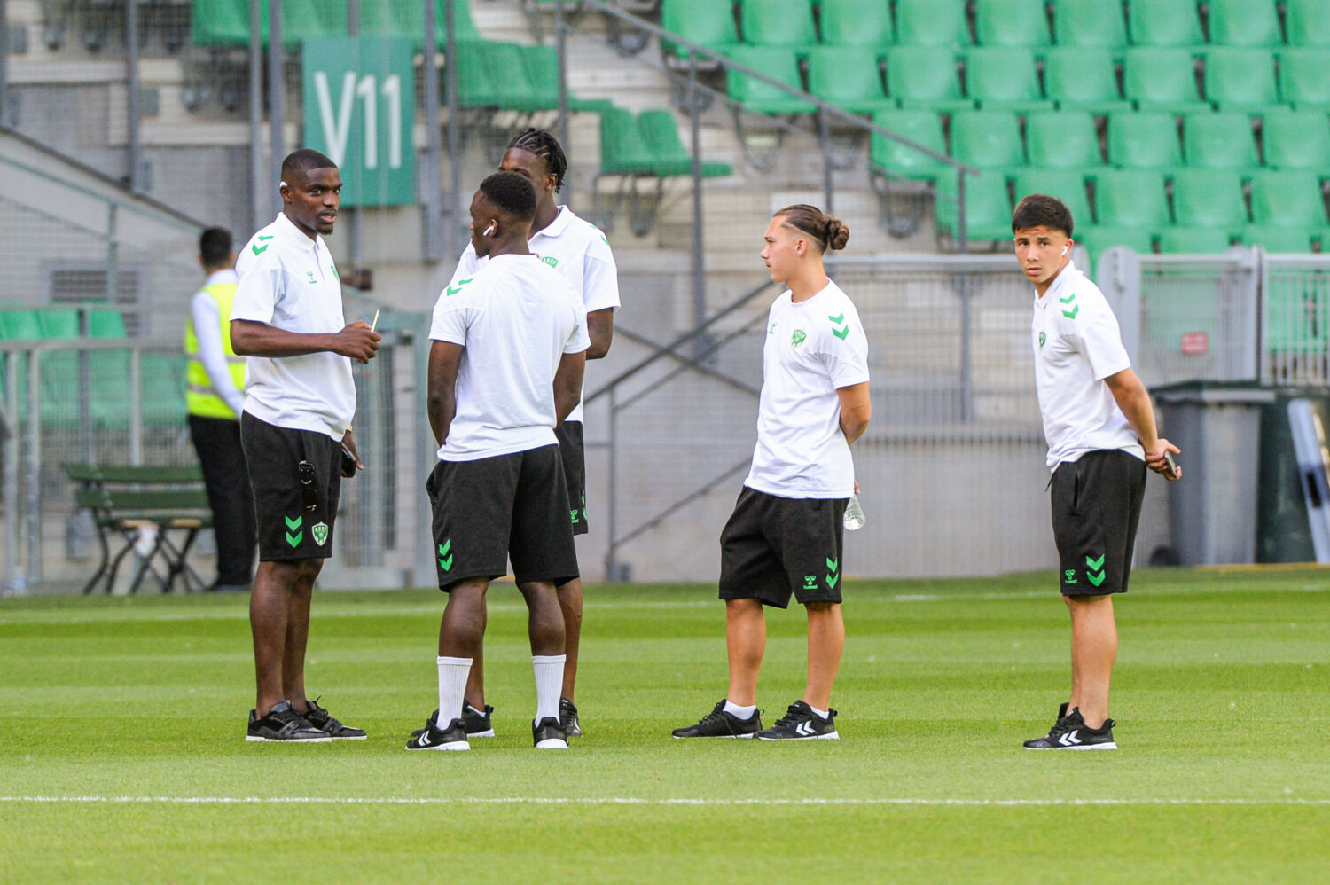 🤩 Deux joueurs de l'ASSE tapent dans l'oeil d'un spécialiste !