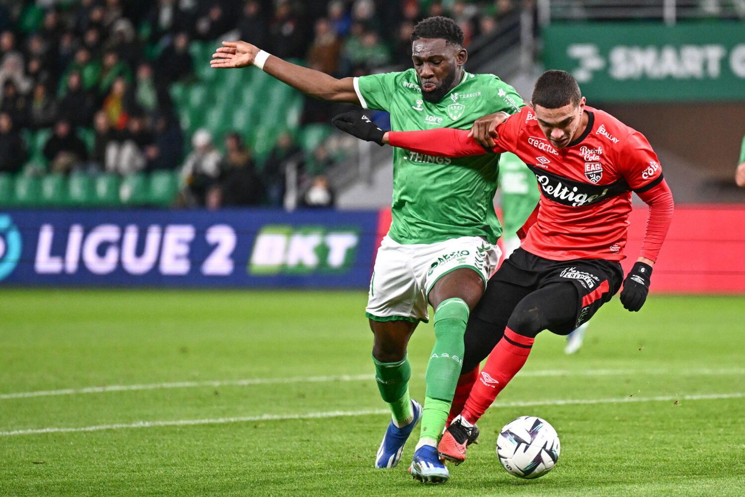 🌍 Olivier Dall'Oglio attend des réponses imminentes pour la CAN !