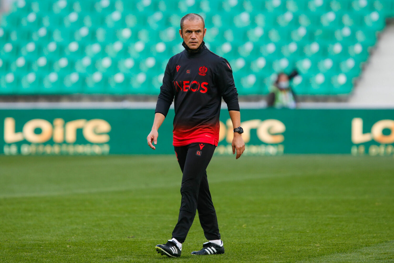 🚨 Flash ASSE : Un entraîneur étranger pour succéder à Batlles ?