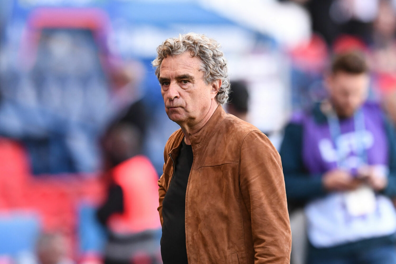 Dominique Rocheteau vole au secours de Loïc Perrin !