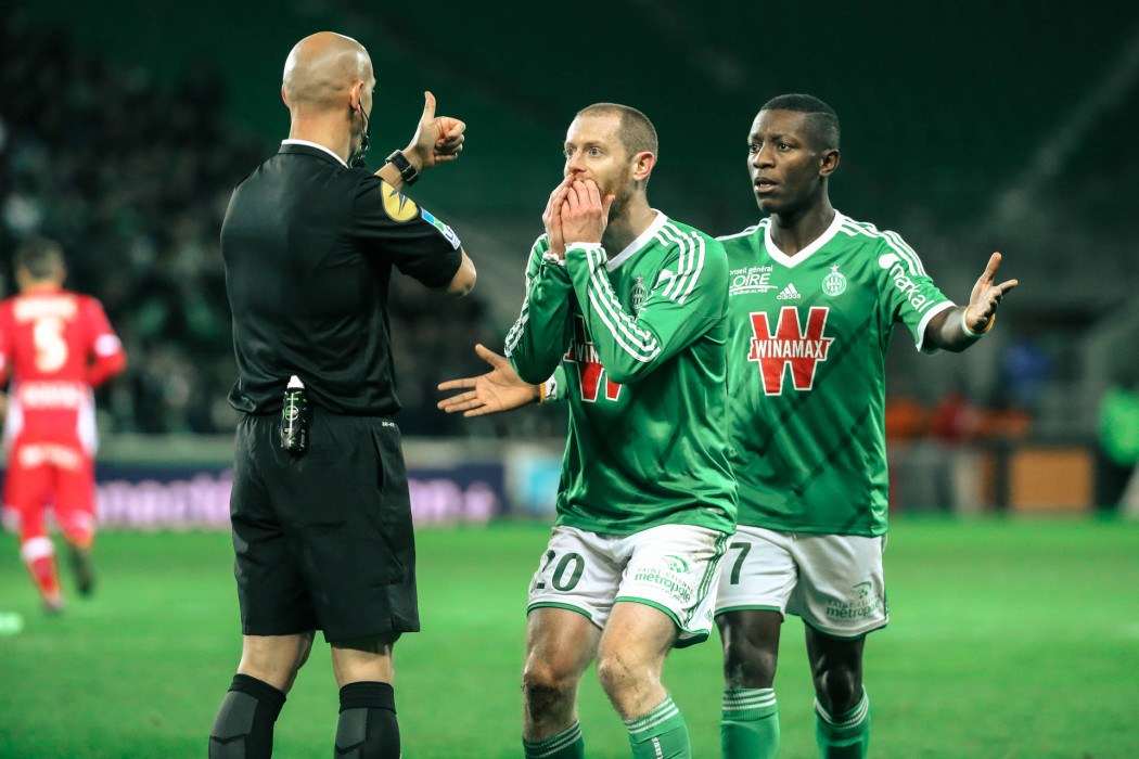 ASSE : Le jour où plusieurs joueurs sont pris la main dans le sac