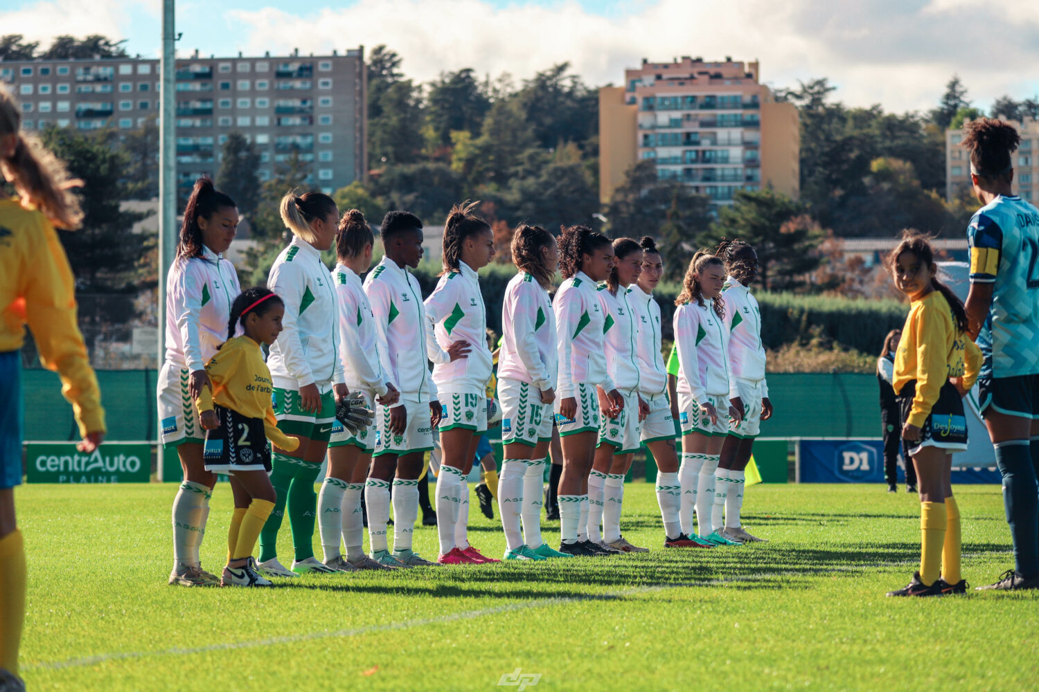 ASSE Féminines : Des Féminines dans la précarité ?
