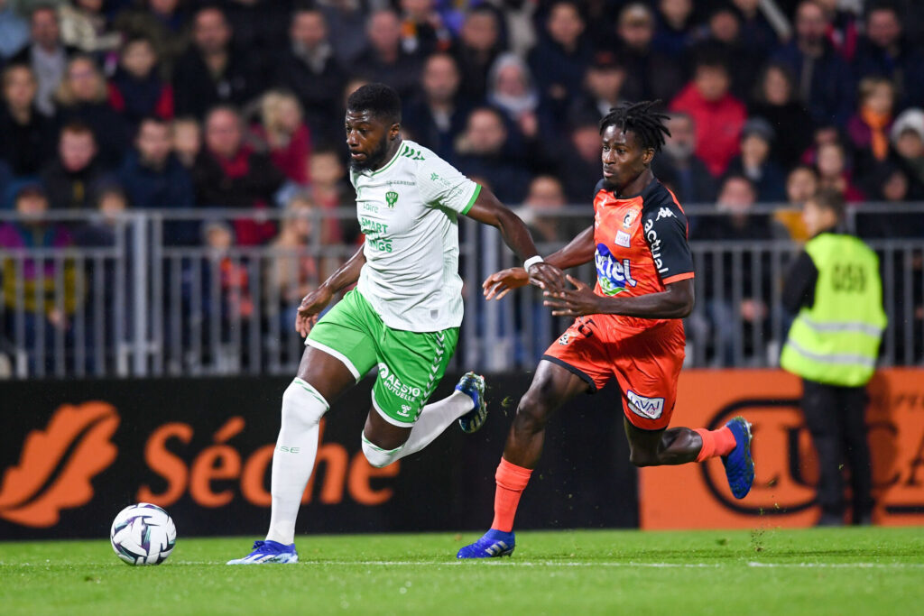 Ligue 2 : L’ASSE prête à frapper fort à Laval ?