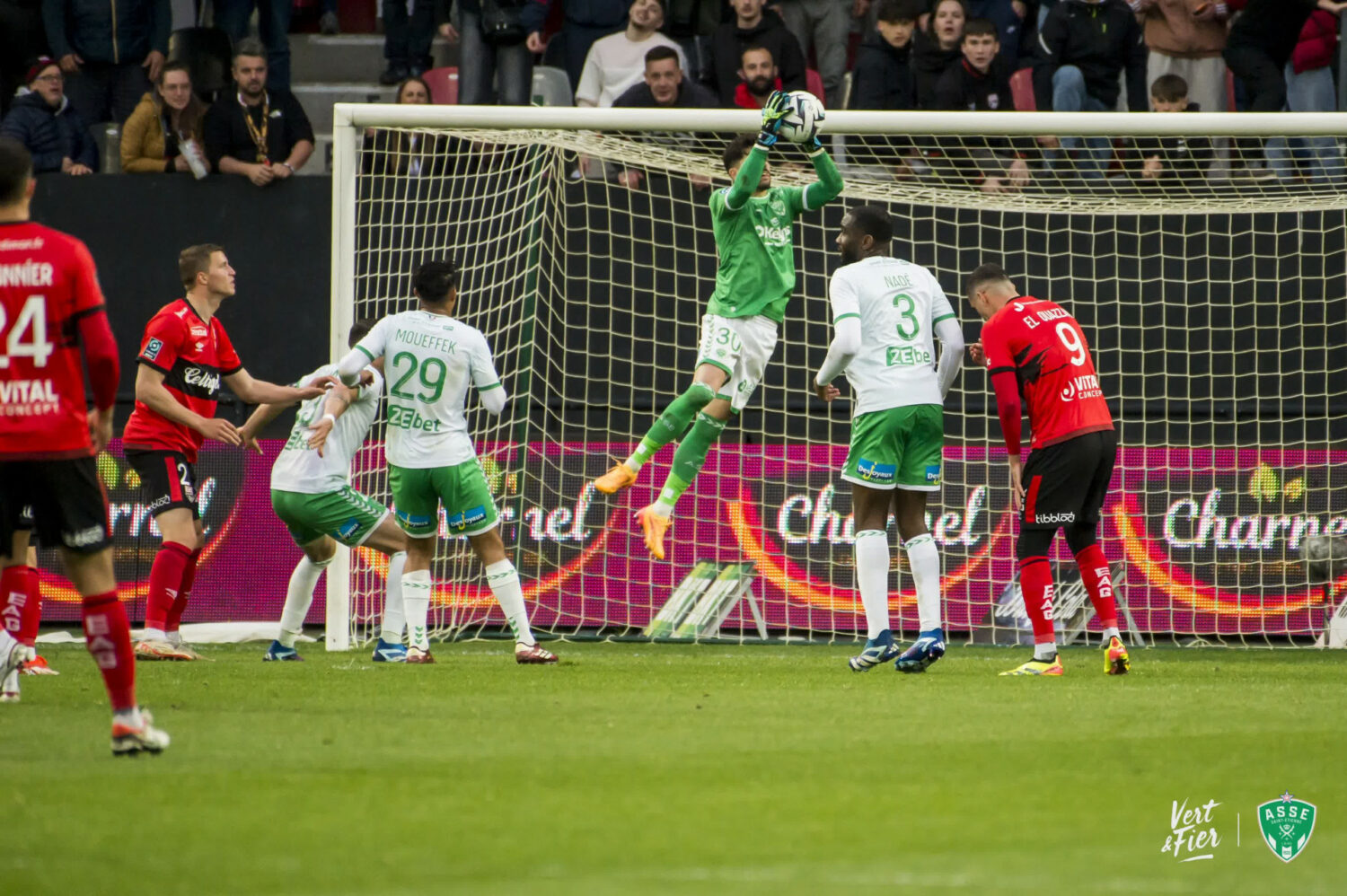 ASSE : Fin de saison pour Gautier Larsonneur ?