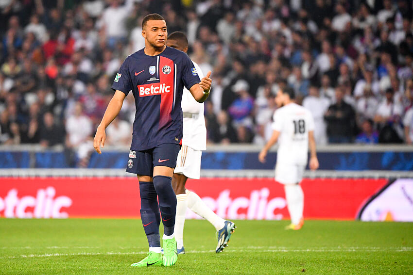 Ligue 1 : Un mercato vraiment curieux ?