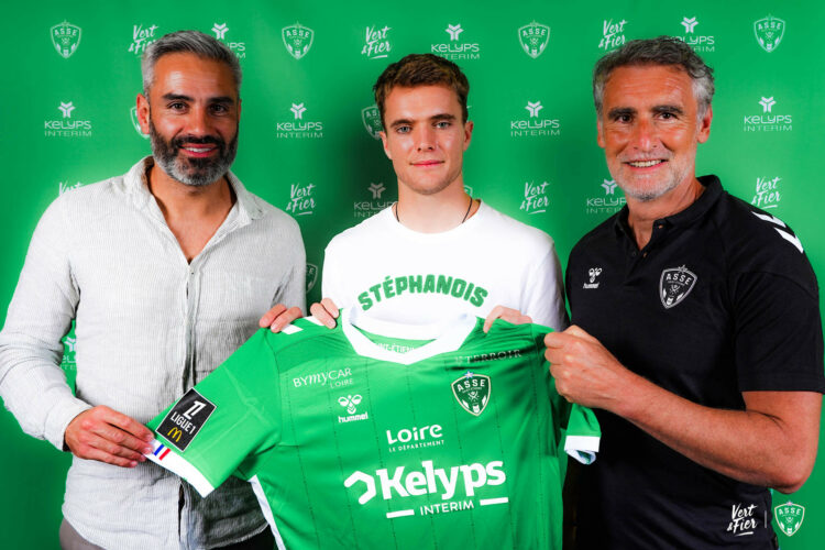 Une recrue confie être aux anges - ASSE