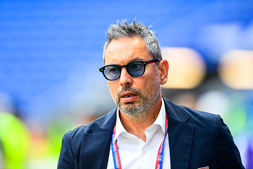 Ligue 1 : Un ancien de l'ASSE malmené par l'OL