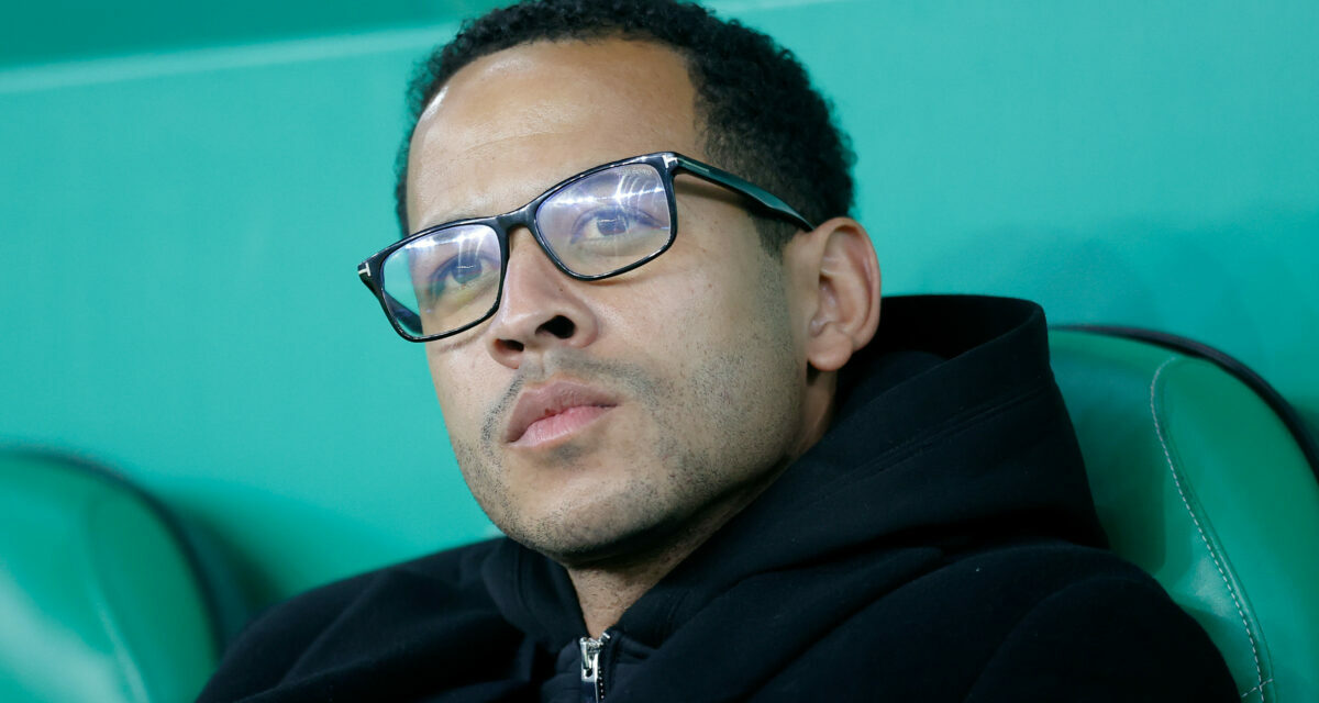 Derby : Liam Rosenior (RCSA) plus fair-play que d'autres