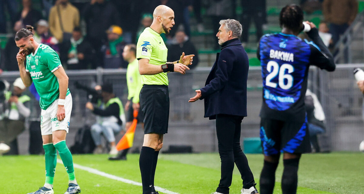 ASSE : Dall'Oglio se plaint de l'arbitrage