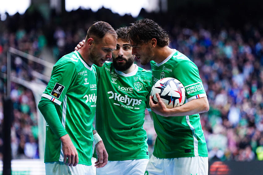 ASSE : Irvin Cardona pour remplacer Lucas Stassin ?